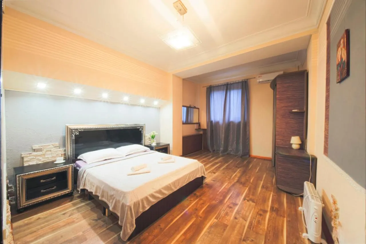 Apartamento Апартаменти 4-Кімнатні В Центрі Києва М. Хрещатик Kiev